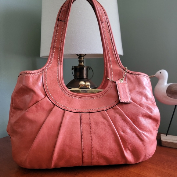Y2K Coach Ergo Pleated Frame Kisslock - Picture 1 of 16